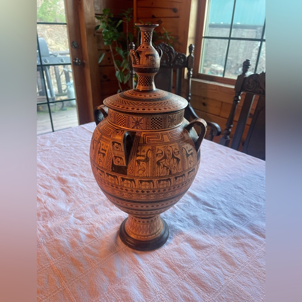 Krater Replica